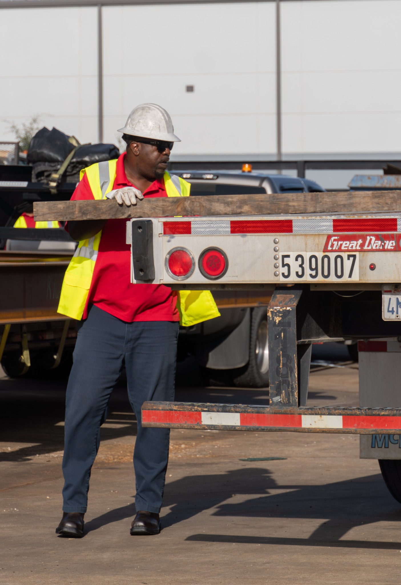 Victory Transportation owner operator securing a flatbed load